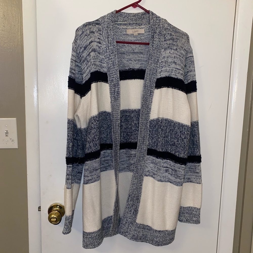 LOFT Women’s Chunky Oversized Cardigan Sweater - Picture 2 of 5